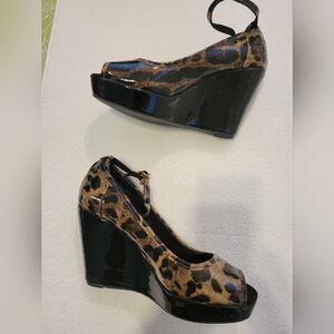 Iman Animal Print Faux Patent 8.5 Peep Toe Wedge Platform Ankle Strap Shoe